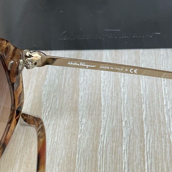 Salvatore Ferragamo NWOT women’s brown sunglasses main image 7